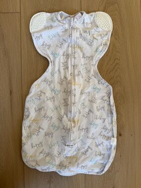HALO Innovations SleepSack Self-Soothing Swaddle (Size S / 11-18lbs)
